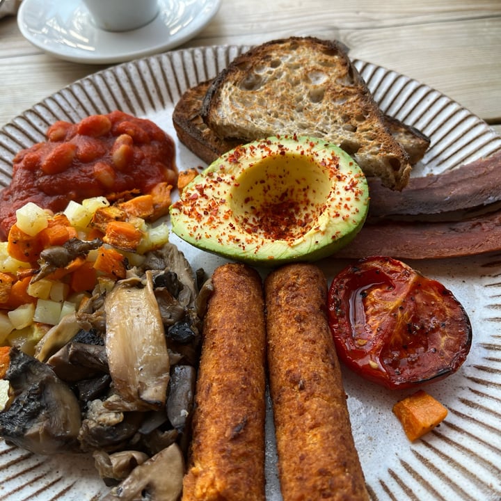 photo of Jaunty Goat Coffee - Vegan Full English shared by @theplantbasedbassist on  15 Nov 2022 - review