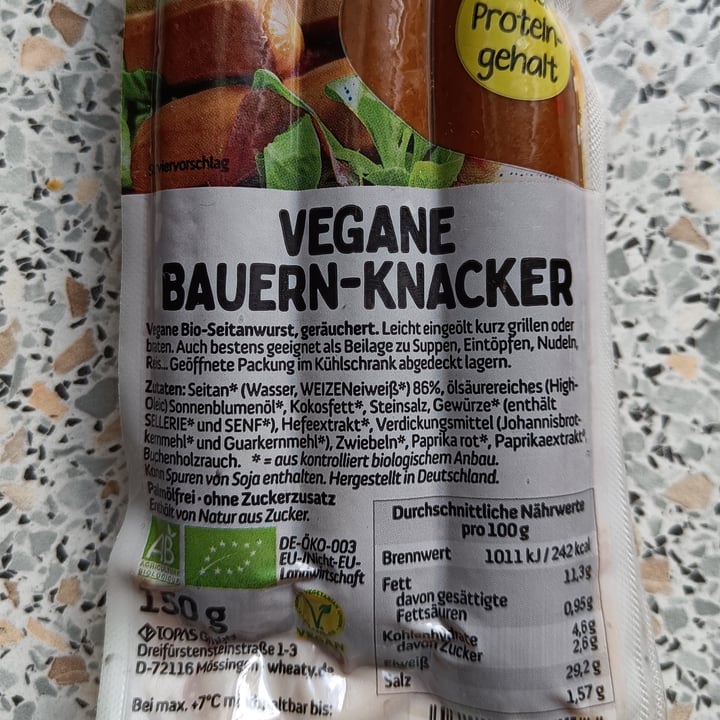 photo of Wheaty Vegane Bauern-Knacker shared by @tartarinielisa on  01 Aug 2022 - review