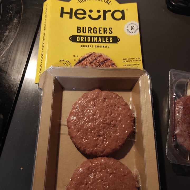 photo of Heura Burgers Originali shared by @robertosauvage on  28 Feb 2022 - review
