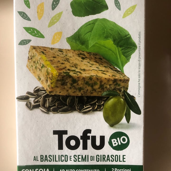 review photo of Kioene Tofu Al Basilico E Semi Di Girasole shared by @iamina on 09 Apr 2022 - review