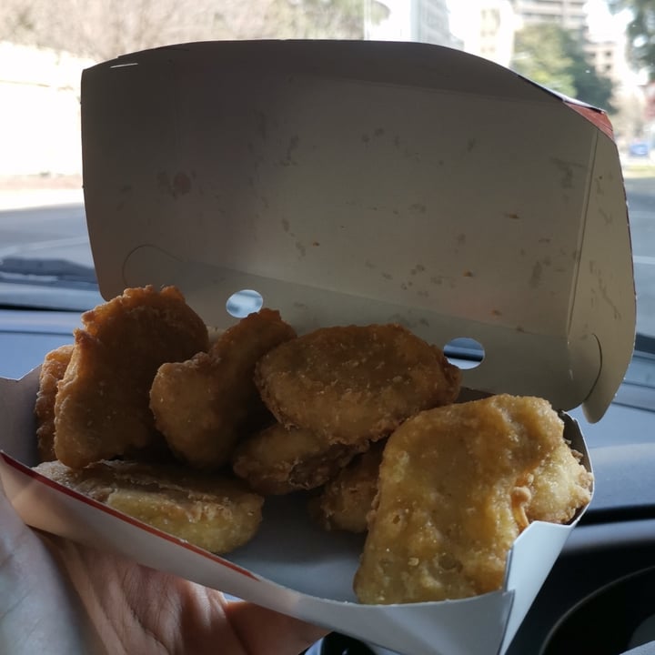 photo of Burger King South Africa Vegan Nuggets shared by @leitai on  11 Sep 2021 - review