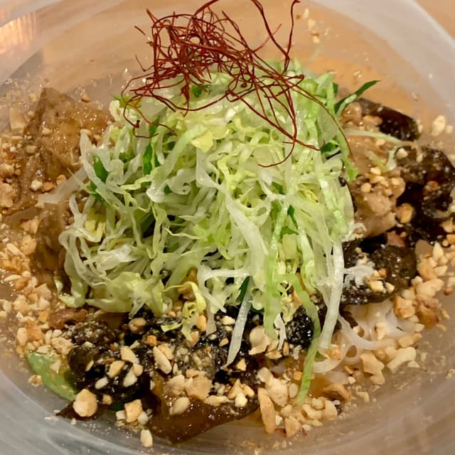 Photo of the dish “Pho hofan salad with tamarind hoisin dressing”