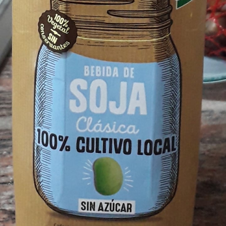 review photo of ViveSoy Bebida De Soja Clásica shared by @monifm97 on 15 Dec 2020 - review