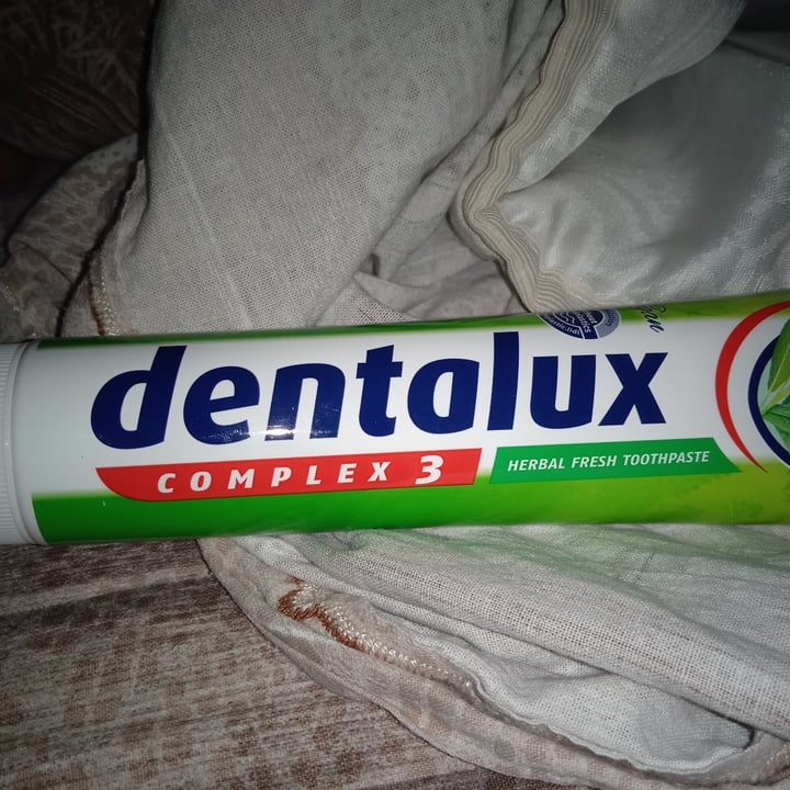 photo of Dentalux Crema dental menta fresca shared by @recchiabella on  22 May 2022 - review