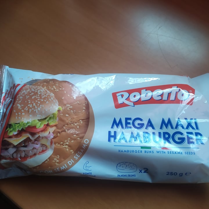 photo of Roberto Mega maxi hamburger shared by @monica260317 on  19 Mar 2022 - review