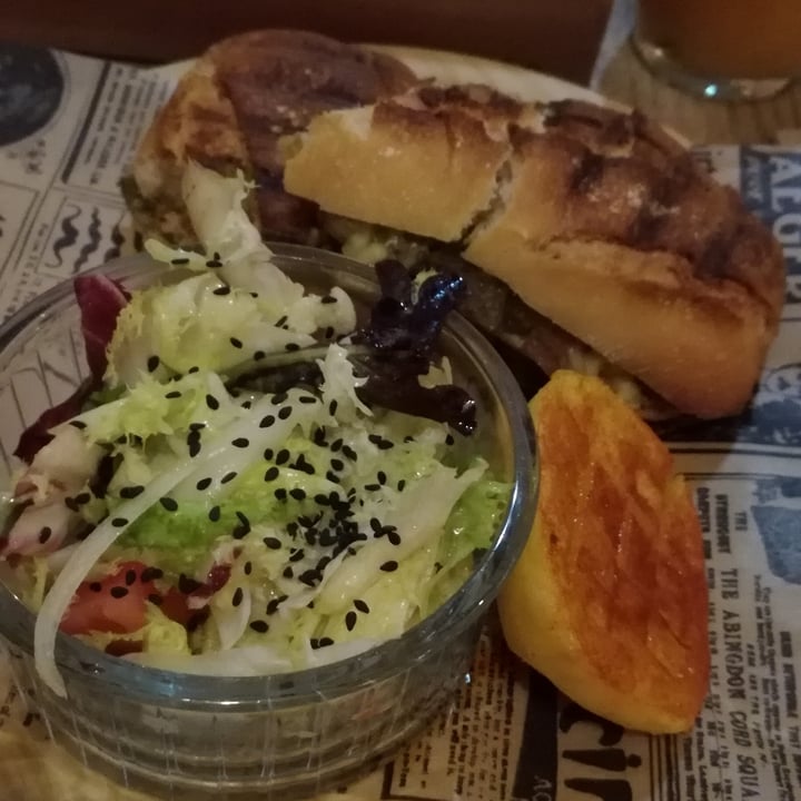 review photo of Daio Chapata de pisto al pesto shared by @vegan-vegan on 17 Aug 2021 - review