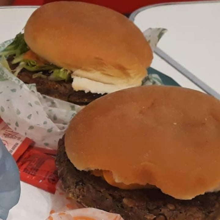photo of Green Factory Hamburguesa Fortificada B12 shared by @evelynmoyano20 on  19 Oct 2020 - review