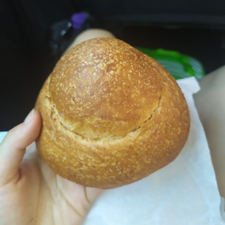 photo of Bar Dolcezza di Cuscunà Temistocle Brioche con tuppo shared by @fraveganita on  03 Jun 2022 - review