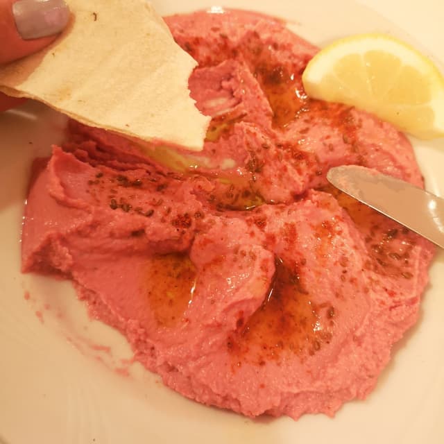 Photo of the dish “Hummus di barbabietole”