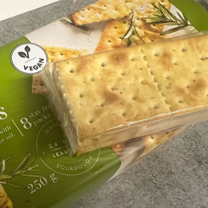 photo of Woolworths Food Rosemary Crackers shared by @ftc on  19 Oct 2022 - review