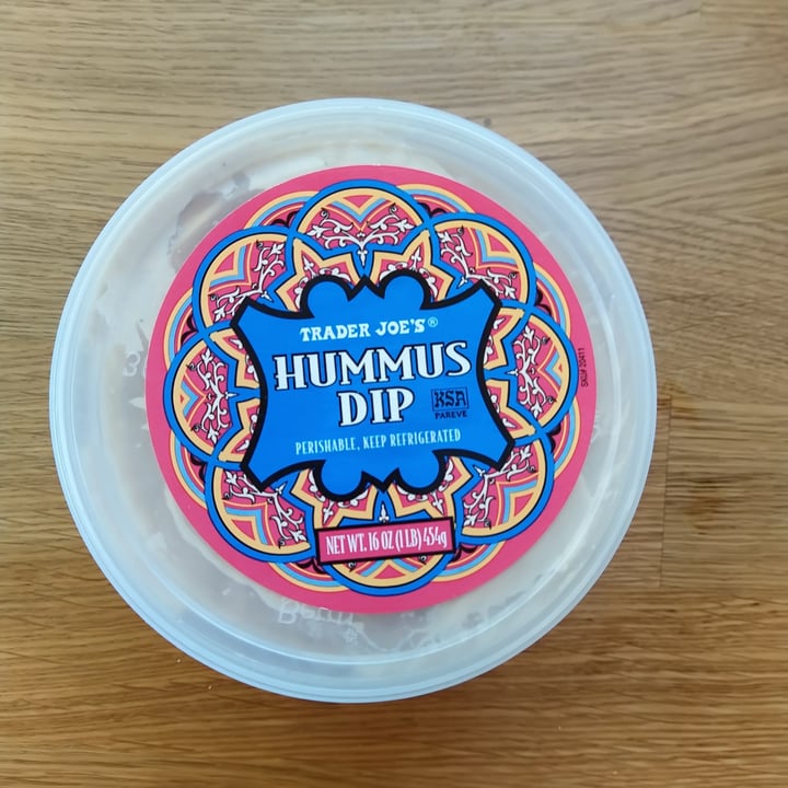 photo of Trader Joe's Hummus Dip shared by @hannmann on  28 Sep 2020 - review