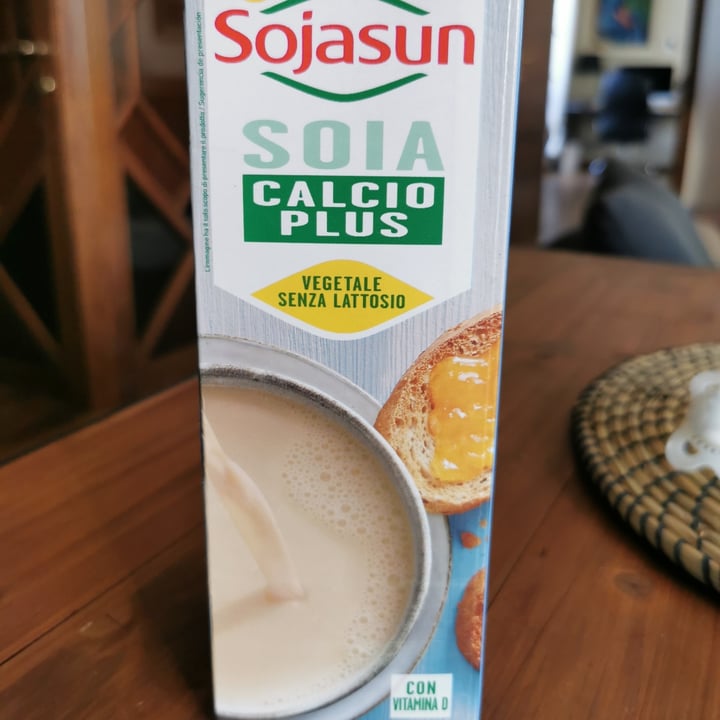 photo of Sojasun Bevanda Soia Calcio Plus shared by @benedetta182 on  17 Apr 2022 - review