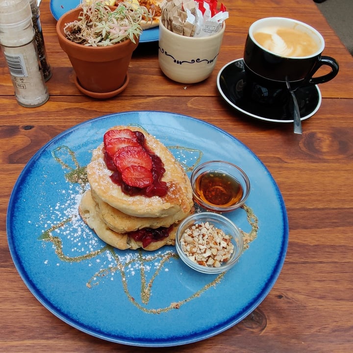 photo of Infinite Café Plant-Powered Kitchen Flapjack Stack shared by @christo on  11 Jul 2022 - review