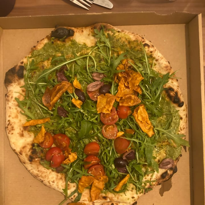 review photo of nineOfive Pizza & Wein Pizza holy guacamole shared by @lebe on 04 Feb 2022 - review