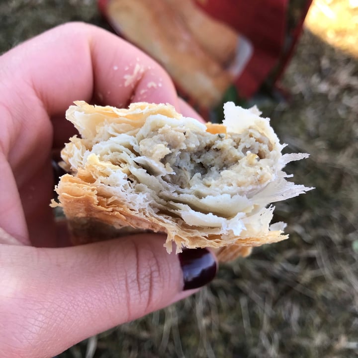 photo of Morrisons Vegan Sausage Roll shared by @dory on  24 Apr 2021 - review