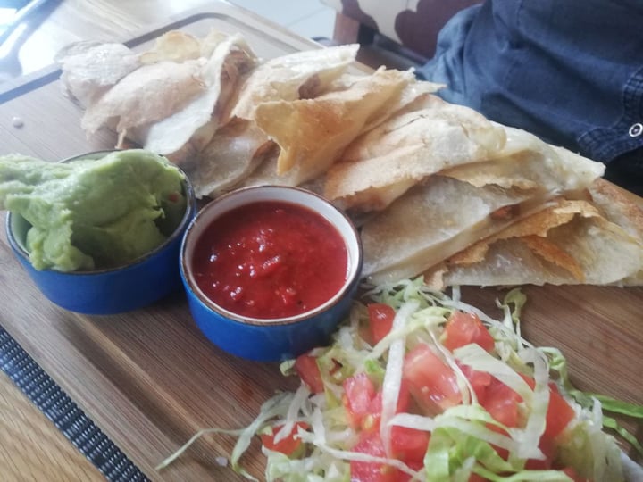 photo of Burning Arrow Spur Steak Ranch Chicken & Cheese Quesadillas shared by @teecee1401 on  31 Oct 2019 - review