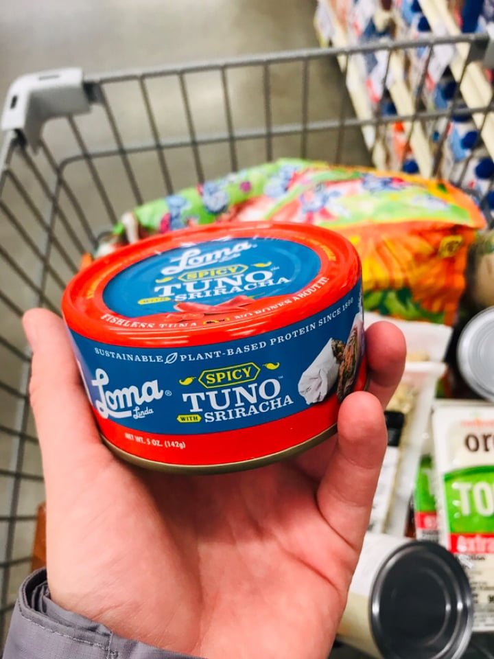 photo of Loma Linda Spicy Tuno Sriracha shared by @veganbrenna87 on  02 Dec 2019 - review