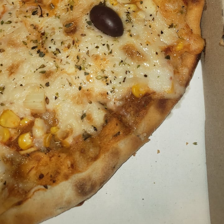 photo of Fratelli Basilico Pizzaria Vegana Pizza Petrella shared by @liliandrea on  28 Feb 2022 - review