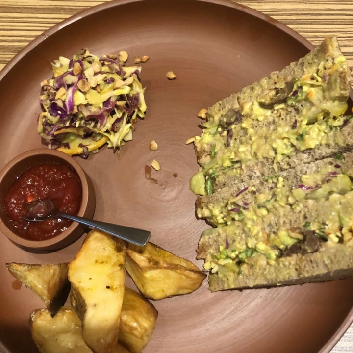 photo of Buenos Aires Verde Tuna club sandwich shared by @stefaniadapero on  17 Jan 2021 - review