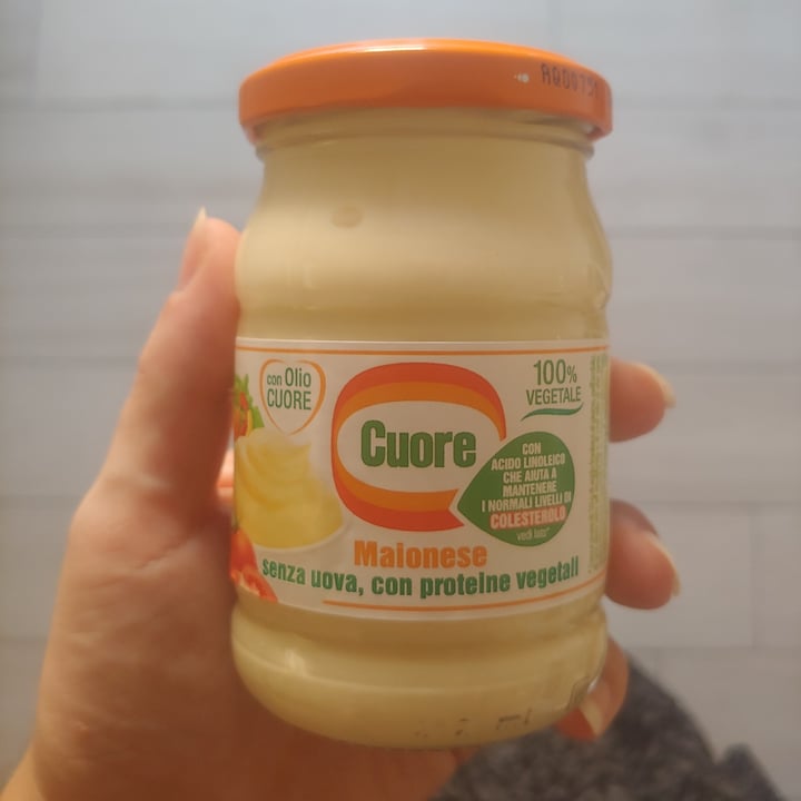 photo of Olio cuore Maionese shared by @veganiscool on  30 Aug 2021 - review