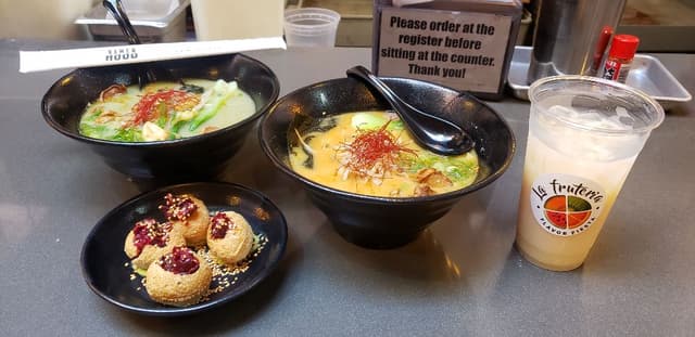 Foto do prato “Spicy Ramen”