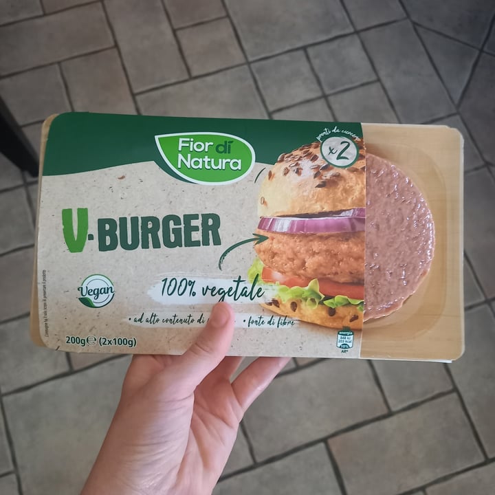 review photo of Fior di Natura V-Burger shared by @pastaelenticchia on 17 May 2022 - review