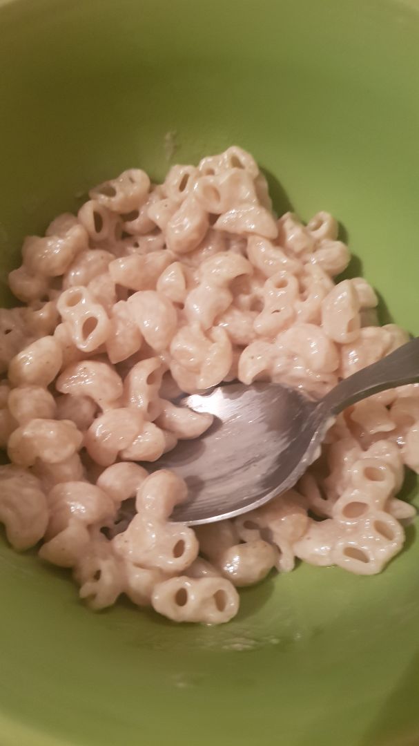 review photo of Daiya Alfredo Style Deluxe Cheezy Mac shared by @carrmenreyes on 23 Dec 2019 - review