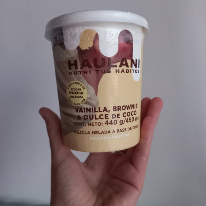 photo of Haulani Helado de vainilla con brownie shared by @soffiamun on  11 Sep 2022 - review