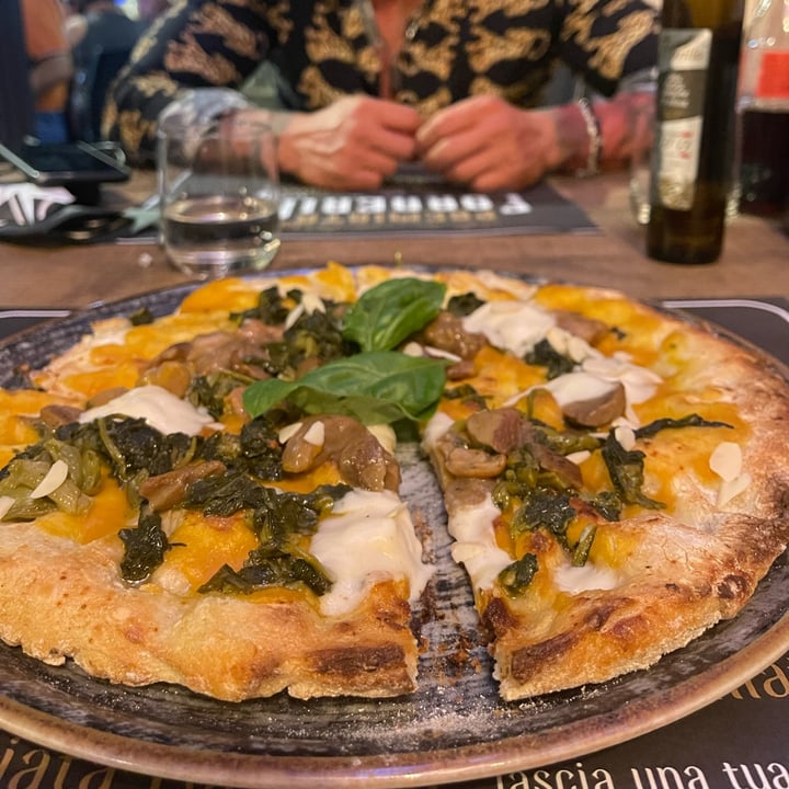 photo of Premiata Forneria Pizza Vegana shared by @elisapagliarella on  01 Sep 2022 - review