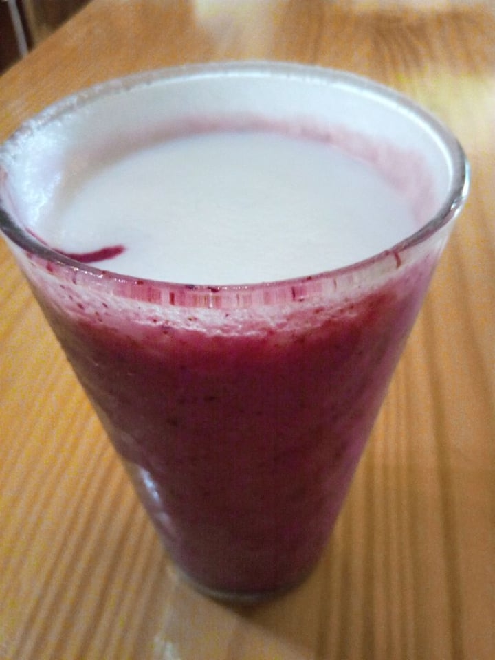 photo of Pure Café Berry smoothie shared by @nickyv on  03 Jul 2019 - review