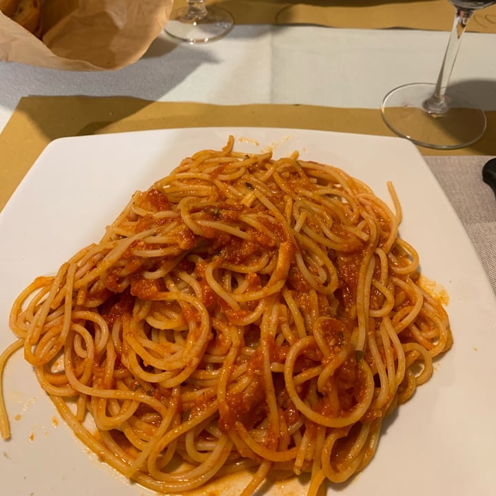 photo of Bar dell'Orso spaghetti all’aglione shared by @giuliaassss on  19 Aug 2022 - review