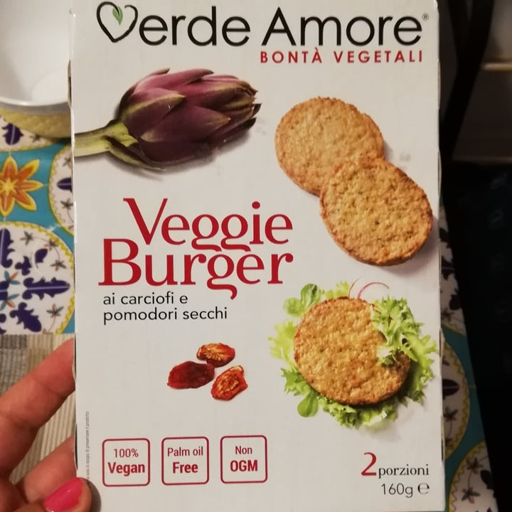 photo of Verde Amore Veggie Burger Carciofi E Pomodori shared by @rosseenn on  09 Sep 2021 - review