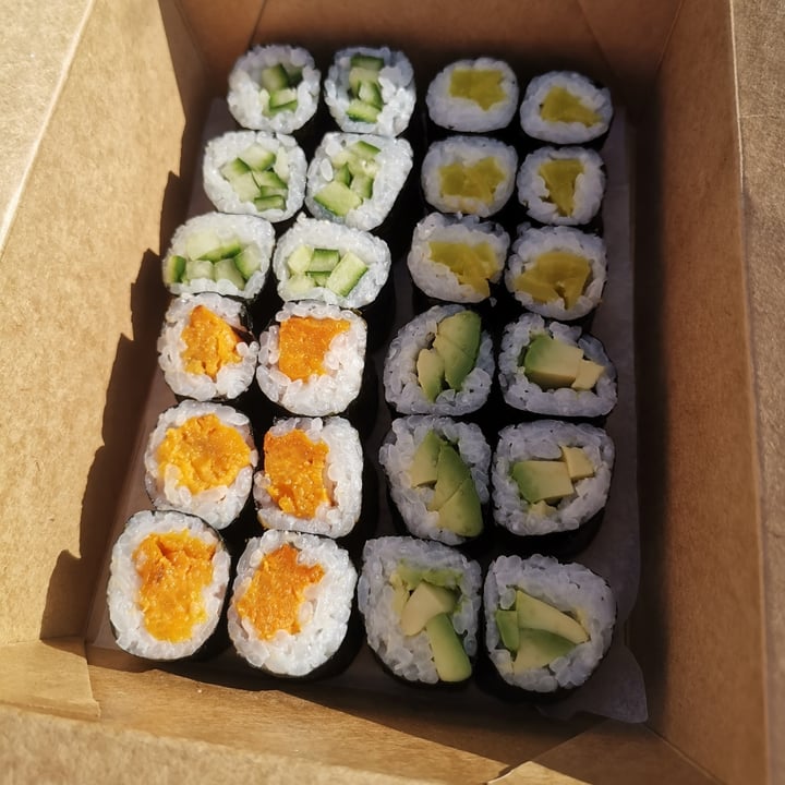 photo of Green Sushi Maki Lover shared by @lukasser on  18 Apr 2021 - review