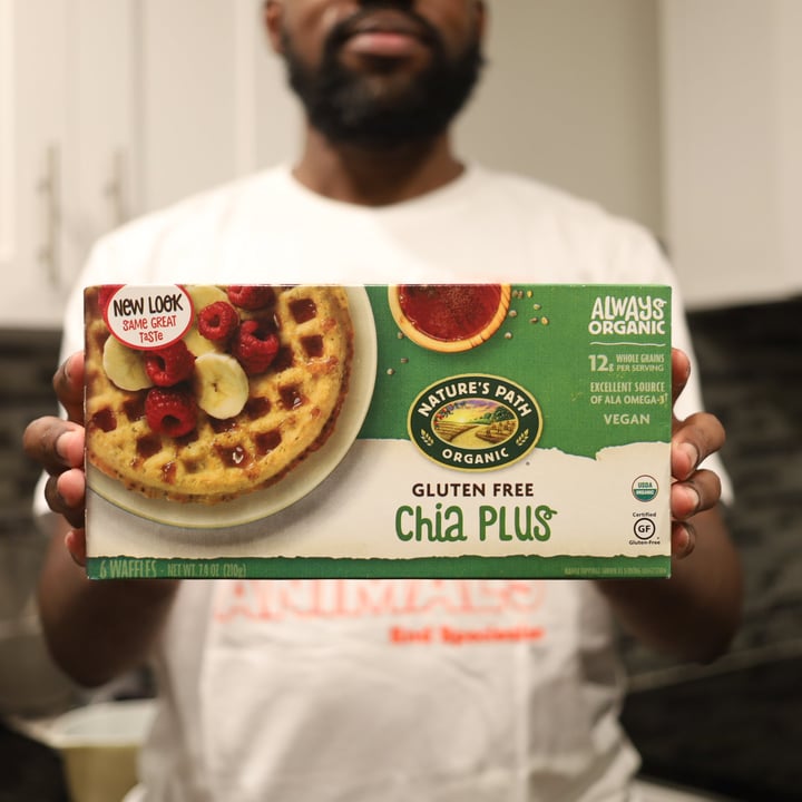 review photo of Nature's Path Foods Chia Plus Vegan Waffles shared by @souleubanks on 19 Sep 2022 - review
