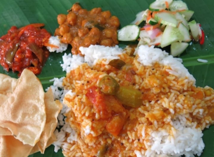 photo of Malinda Indian Restaurant Indian banana leaf rice shared by @sinthuvinee on  22 Jun 2019 - review