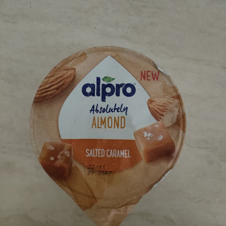photo of Alpro Absolutely almond salted caramel shared by @verodna on  29 Nov 2022 - review