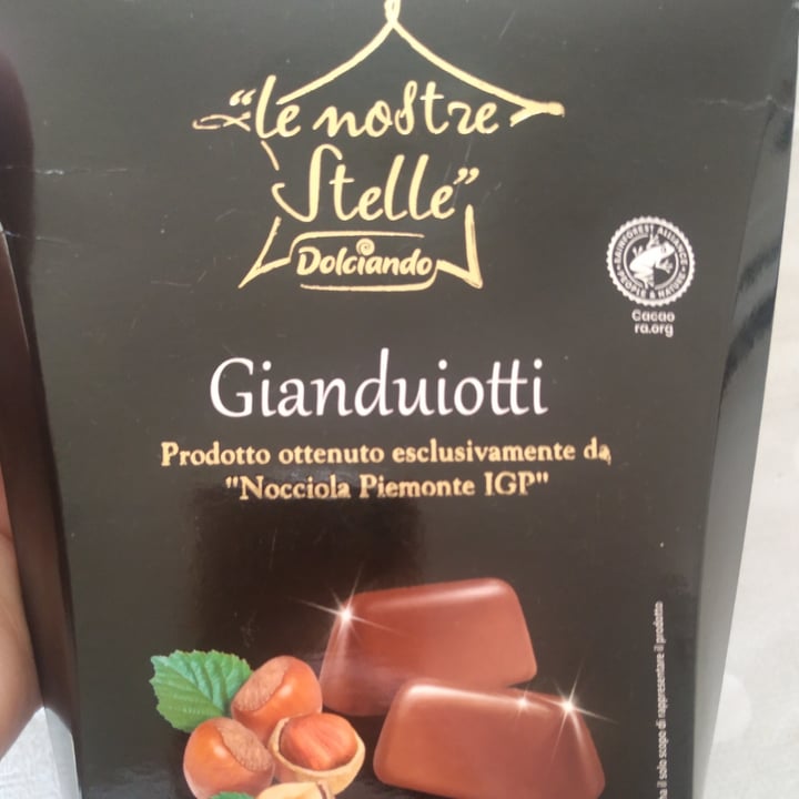 photo of Le nostre stelle Gianduiotti shared by @giovegan90 on  08 Mar 2022 - review