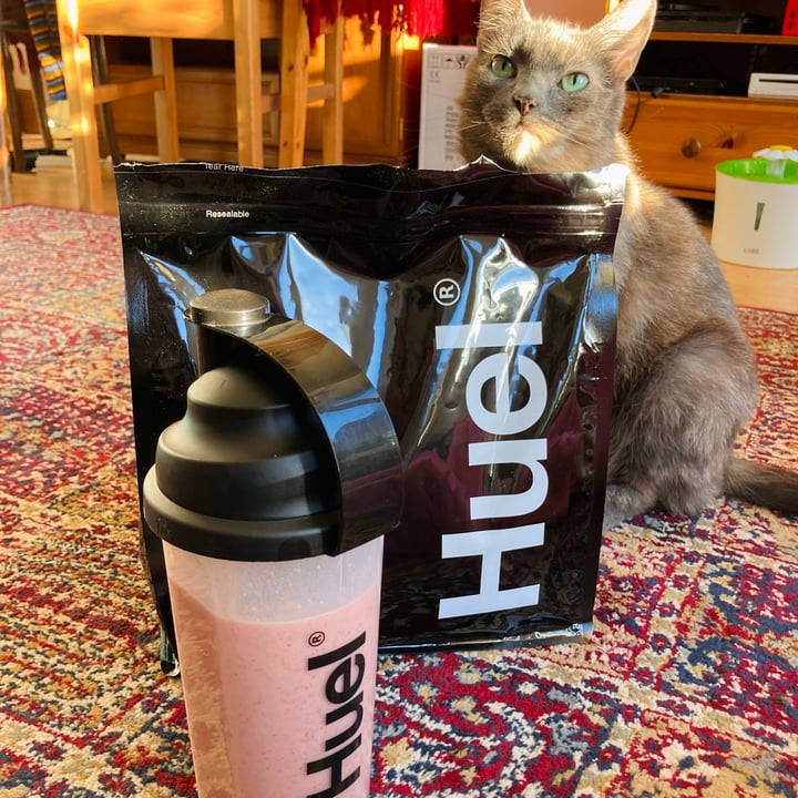 photo of Huel Black Edition Strawberry & Cream shared by @katelouisepowell on  16 Mar 2022 - review