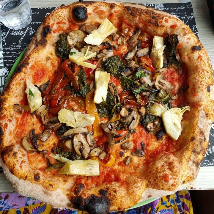 photo of Pizza Hot ortolana senza mozzarella shared by @chicco on  02 Jul 2022 - review