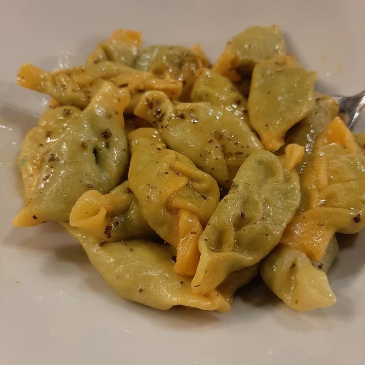 photo of Food Love Tortelli con la coda ripieni di Ricotta e Spinaci shared by @ellymacnina on  29 Jan 2022 - review