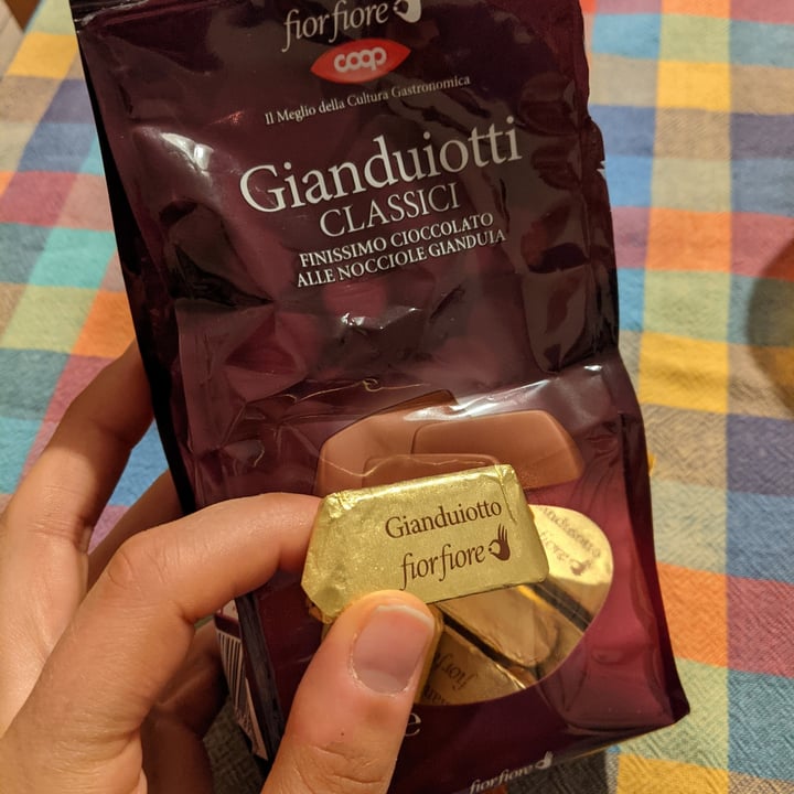 review photo of Coop Gianduiotti Classici shared by @siliah on 27 Nov 2021 - review