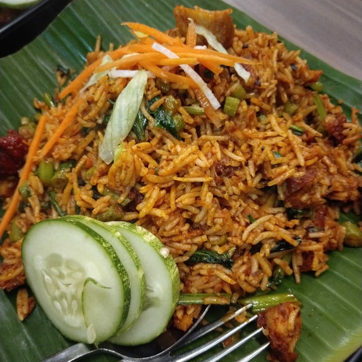 photo of Gokul Vegetarian Spicy Chicken Fried Rice shared by @rinnnnnnnnie on  23 Oct 2020 - review