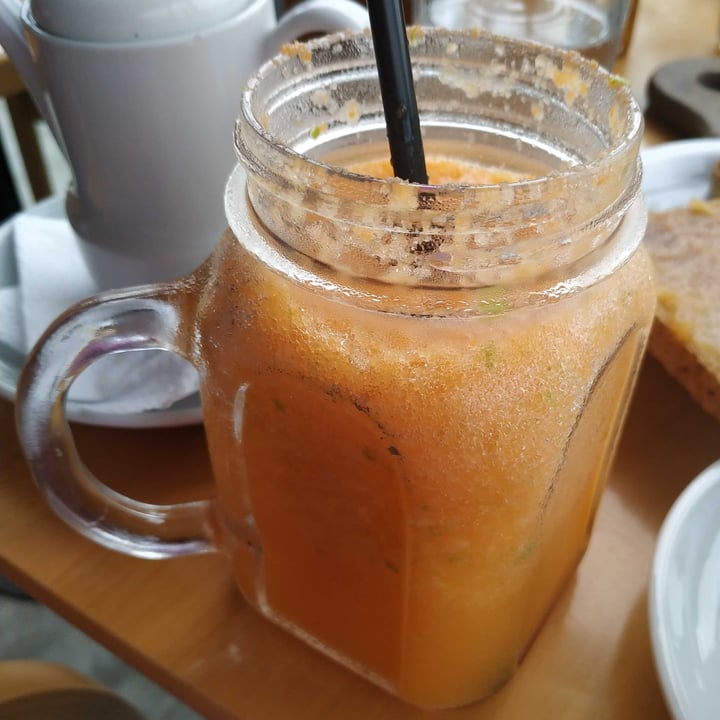 photo of Donde te Dije bar Jugo De Naranja, Zanahoria Y Manzana shared by @maca1991 on  25 Feb 2022 - review