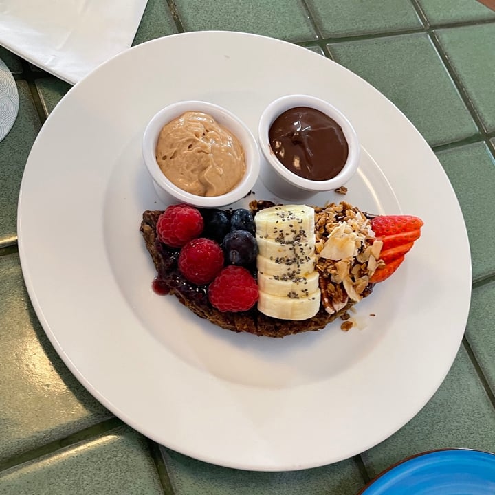 review photo of CLOSED - Privé Tiong Bahru PB&J oat and banana pancakes shared by @yuki18 on 18 Mar 2021 - review