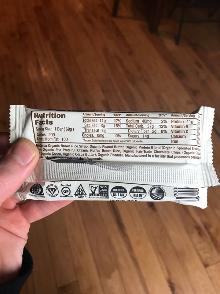 photo of GoMacro Protein Pleasure - Peanut Butter Chocolate Chip shared by @omnivorousadam on  08 Dec 2018 - review