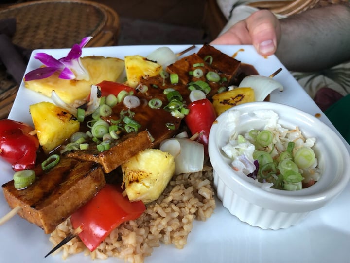 photo of The Tilted Tiki Tropical Tofu Tiki Kebobs shared by @elizabeth on  09 Jun 2019 - review