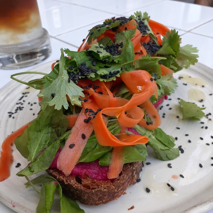 photo of FAUNA Café y Flora Tostada con hummus shared by @lalaveg on  29 Mar 2021 - review