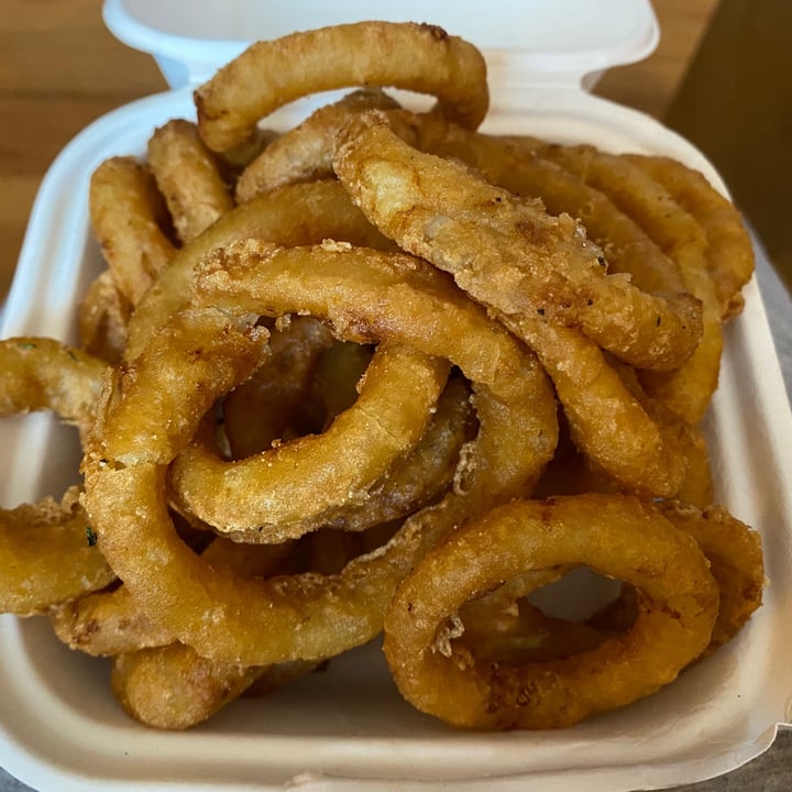 photo of The Very Good Butchers Vegan onion rings shared by @ecoveg on  09 Apr 2021 - review