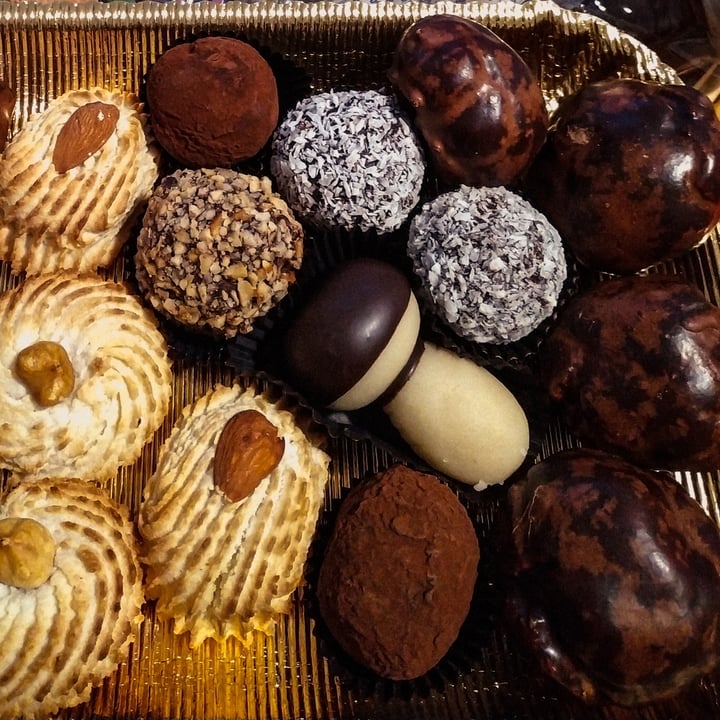 photo of Dolce Salute Dolcetti Pasta Di Mandorle shared by @martinapetruccelli on  06 May 2022 - review