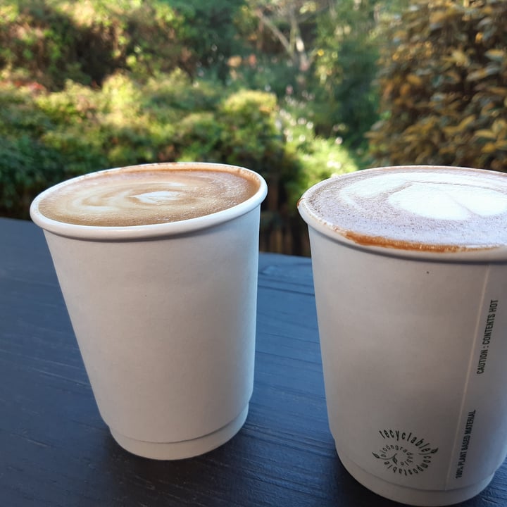 review photo of Steampunk Cafe Cappuccino with Almond Milk shared by @lgrobowski on 08 Jun 2020 - review